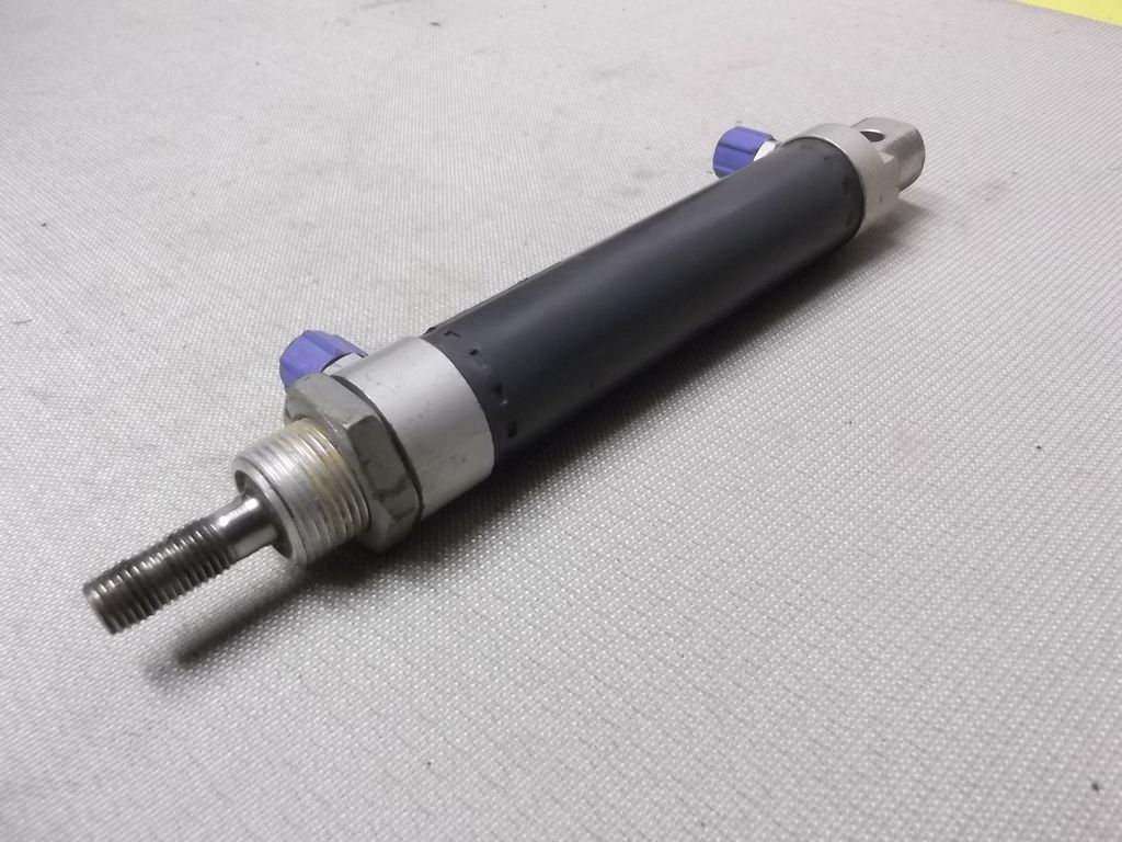 Bosch 0 822 034 004 Pneumatikzylinder