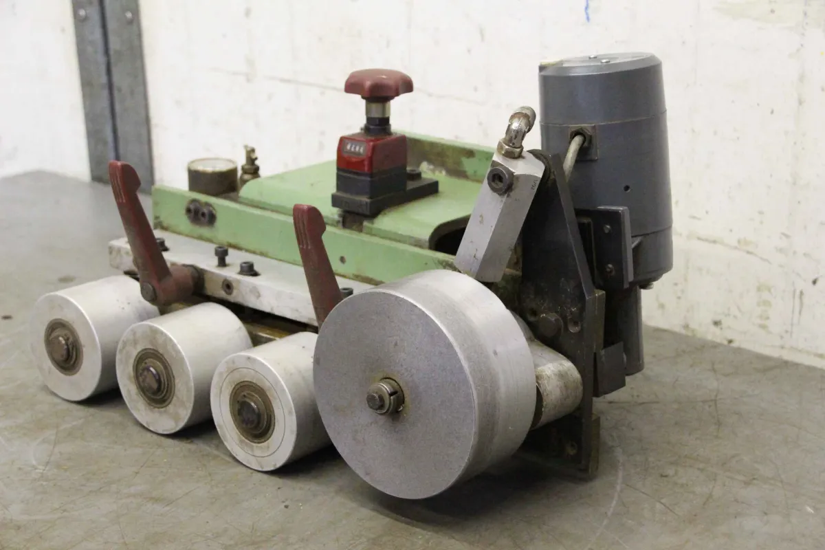 Homag Brandt 425/270/H260 mm Kantenanleimaggregat