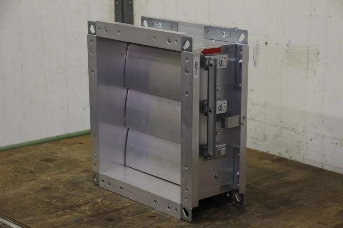 Lucoma DRK 370 x 405 mm Lüftungskanal Lüftungsklappe