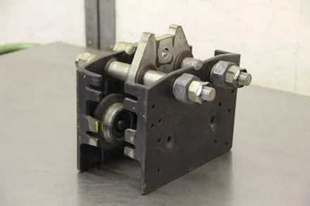 240/262/H225 mm Kranfahrwerk – RESALE