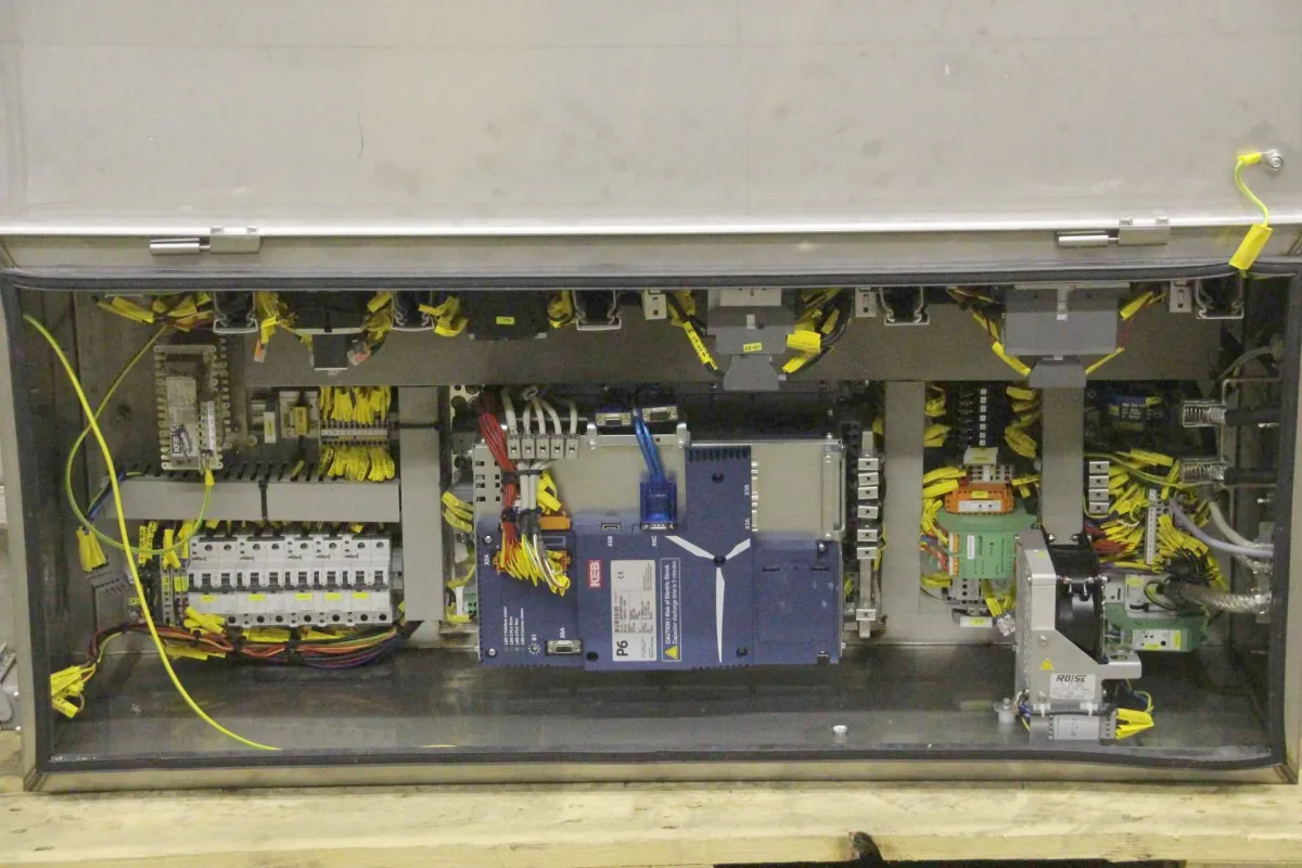 KEB 19P6H7G-YRXO Frequenzumrichter 22 kW