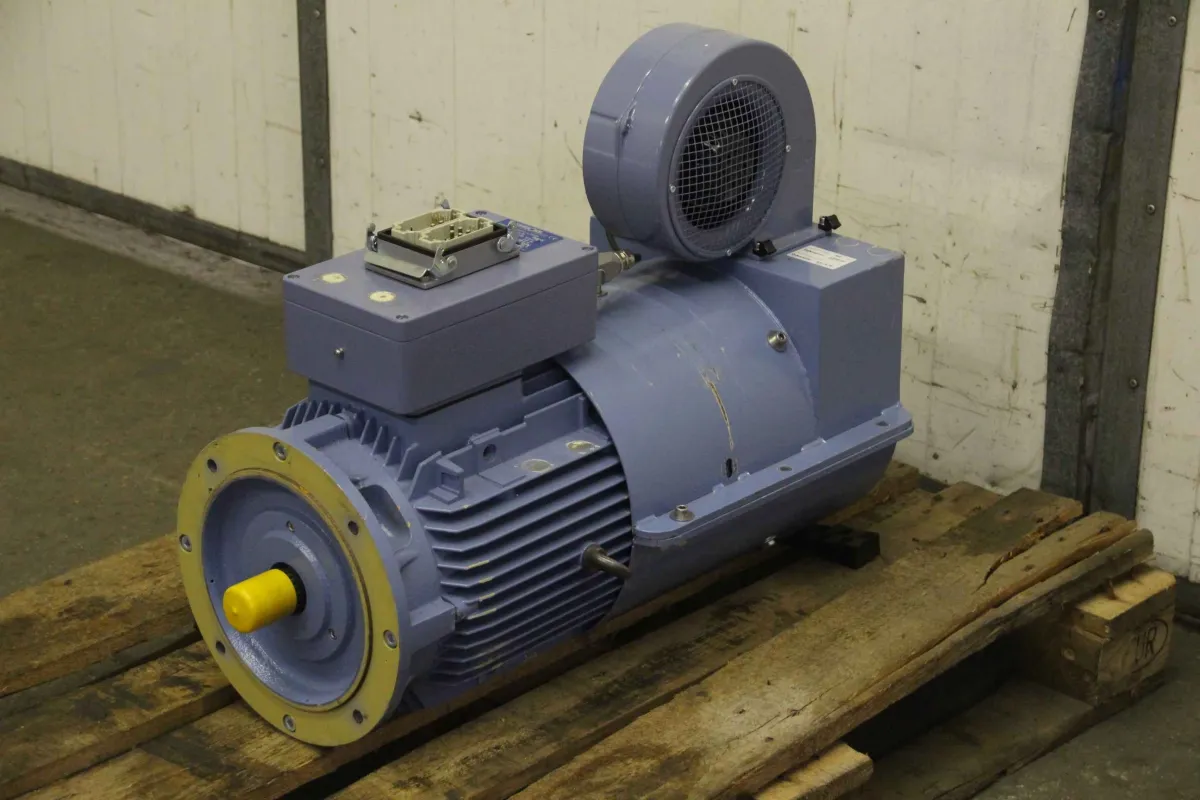 Ruckh Pitch GM 160M-4/SSB Servomotor 7,5 kW 1600 U/min