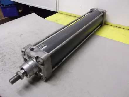 Bosch 0 822 025 011 Pneumatikzylinder – RESALE