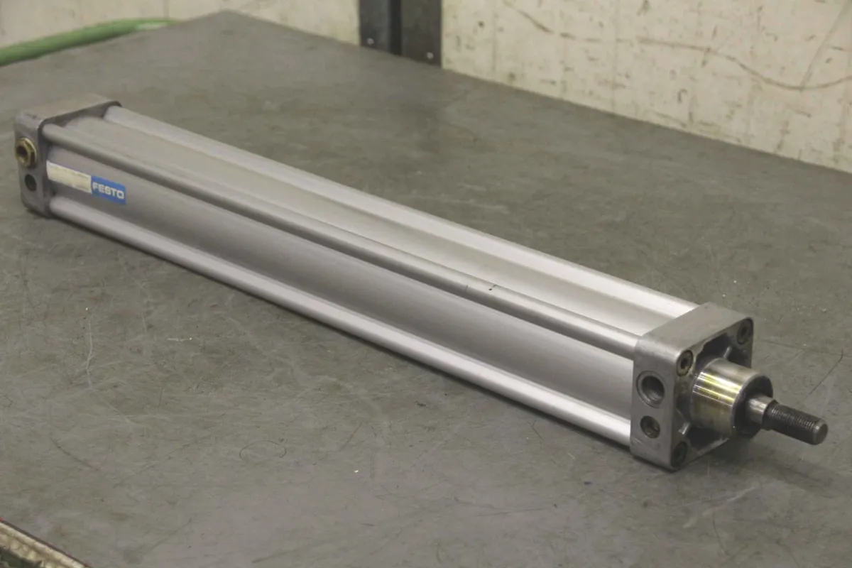 Festo DNU-63-500-PPV-A Pneumatikzylinder