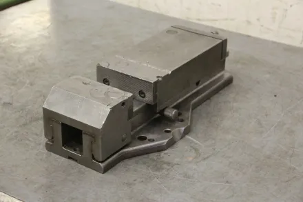 Spannweite 150 mm hydraulischer Maschinenschraubstock – RESALE