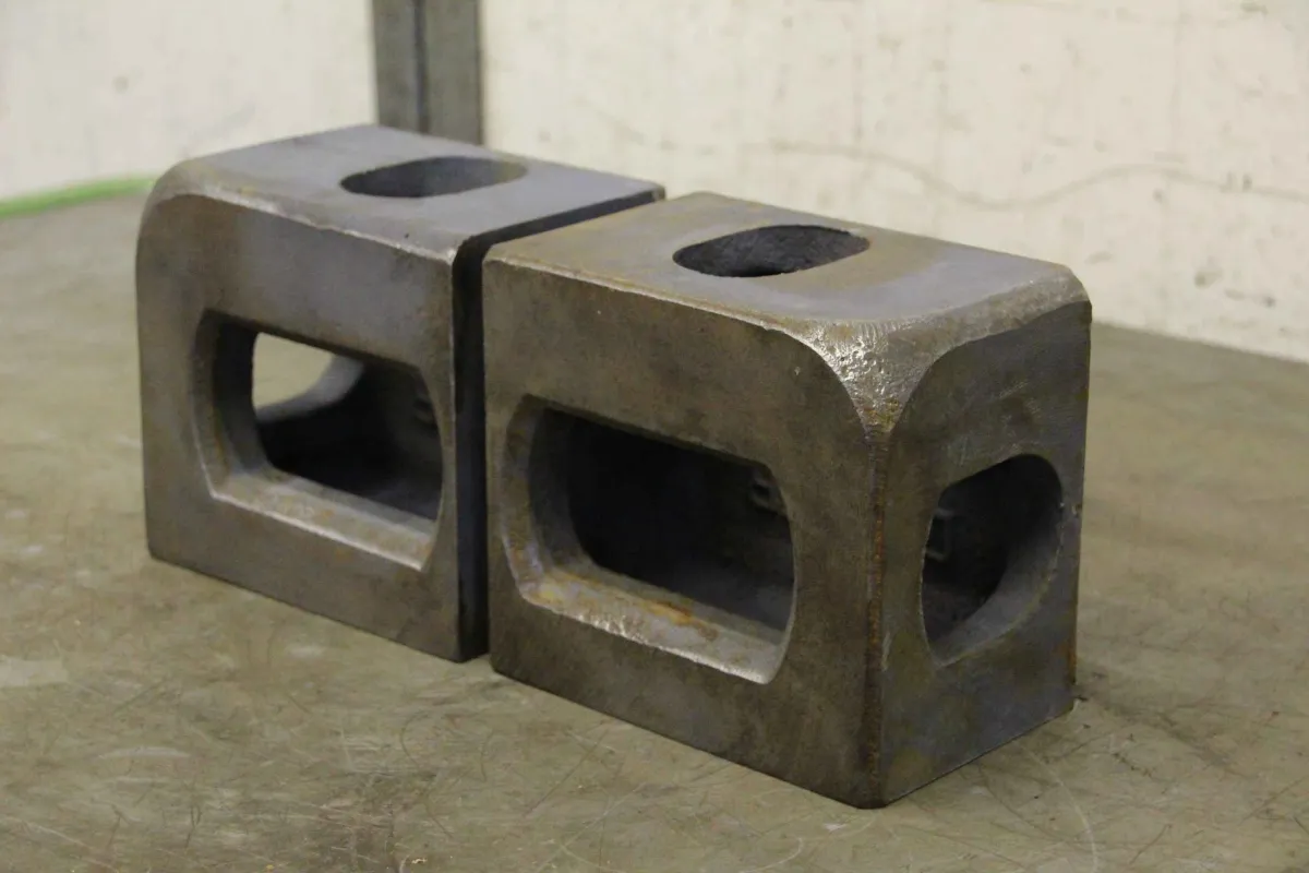 178/120/H160 mm Container Eckbeschlag