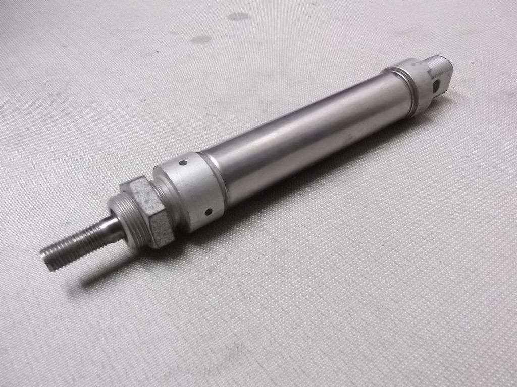 numatics ORO25/008000000 Pneumatic cylinders
