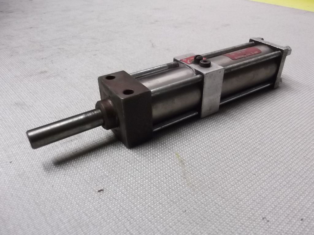 Suhner HB 35 Bremszylinder