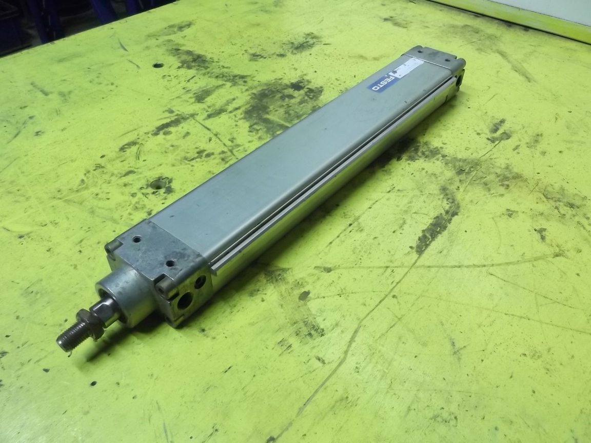 Festo Hub 290 mm Pneumatikzylinder