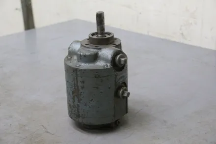 Unbekannt 5154 Hydraulikmotor – RESALE
