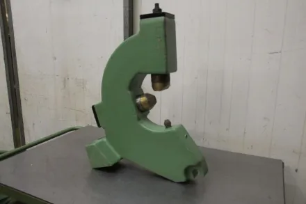 Tos Durchmesser 200 mm Lünette mitfahrend – RESALE