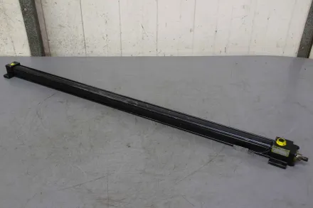 Parker C-M1144 Hub 850 mm Hydraulikzylinder – RESALE