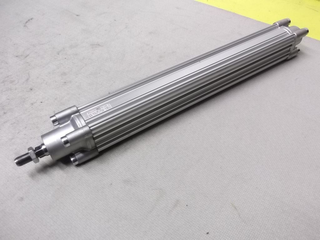 Rexroth 0 822 121 009 Pneumatikzylinder