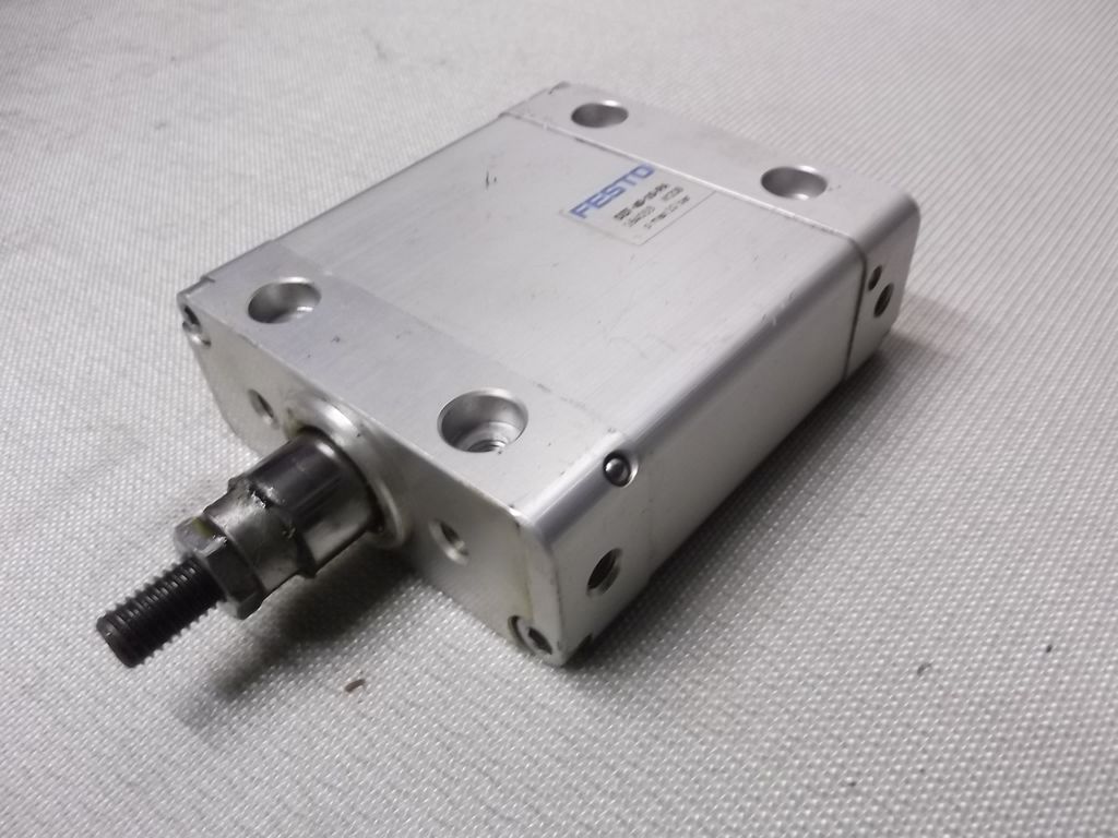 Festo DZF-40-10-PA Flachzylinder