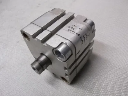 Festo ADVUL-50-10-PA Kompaktzylinder – RESALE