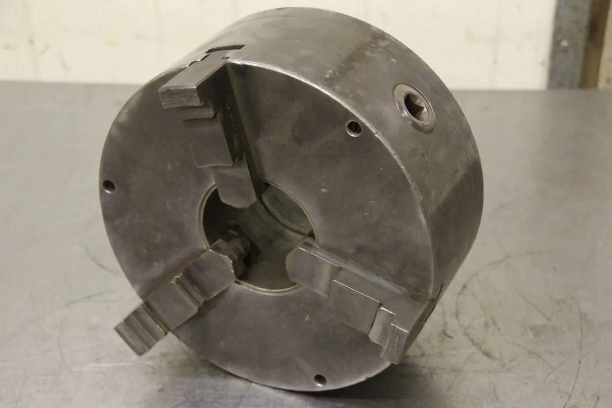Durchmesser 240 mm Dreibackenfutter
