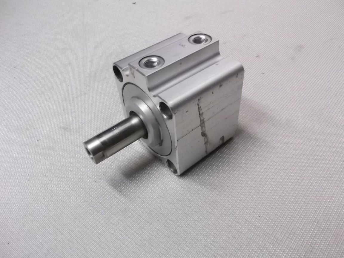 Bosch 0 822 010 564 Pneumatikzylinder