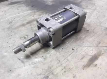 Bosch 0 822 023 0.. Pneumatikzylinder – RESALE