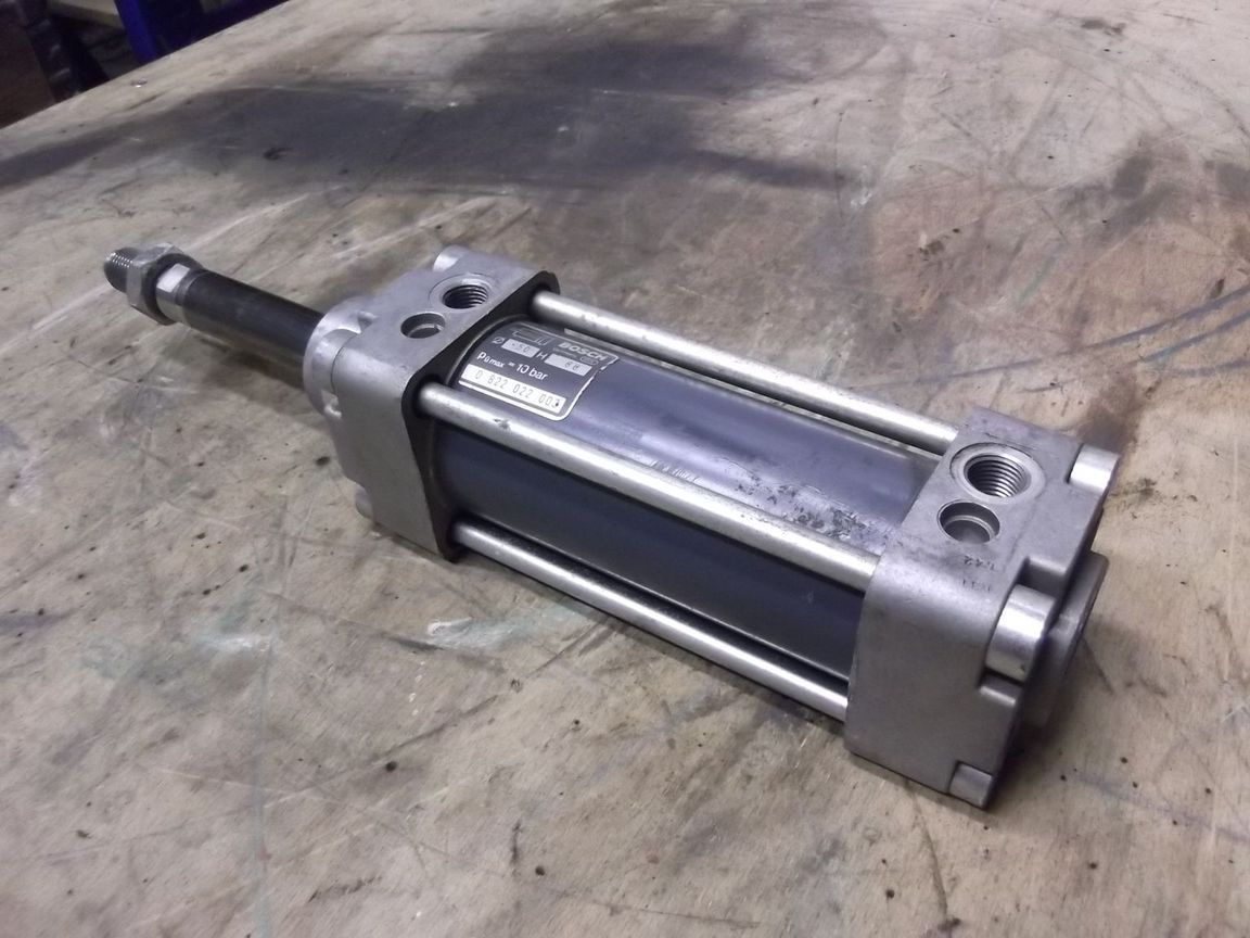 Bosch 0 822 022 003 Pneumatikzylinder