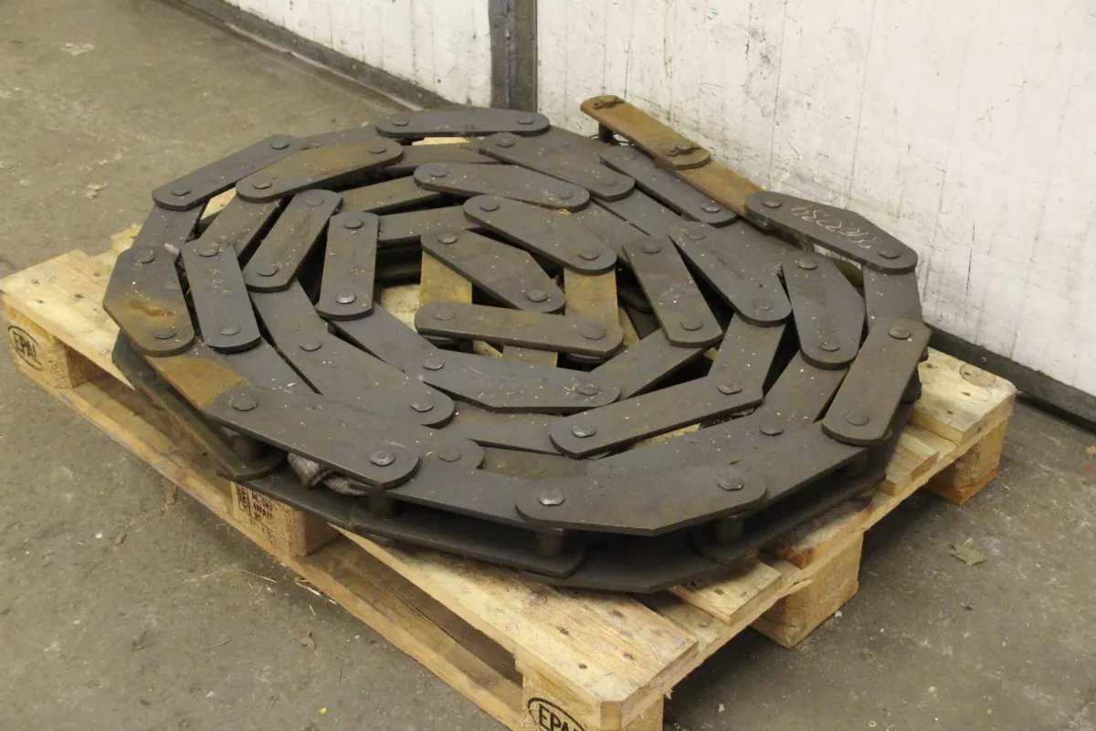 200 mm Transportkette 10,4 m