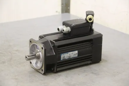 Baumüller D8C 56 Servomotor – RESALE