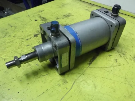 Festo DN-100-125 PPV Pneumatikzylinder – RESALE