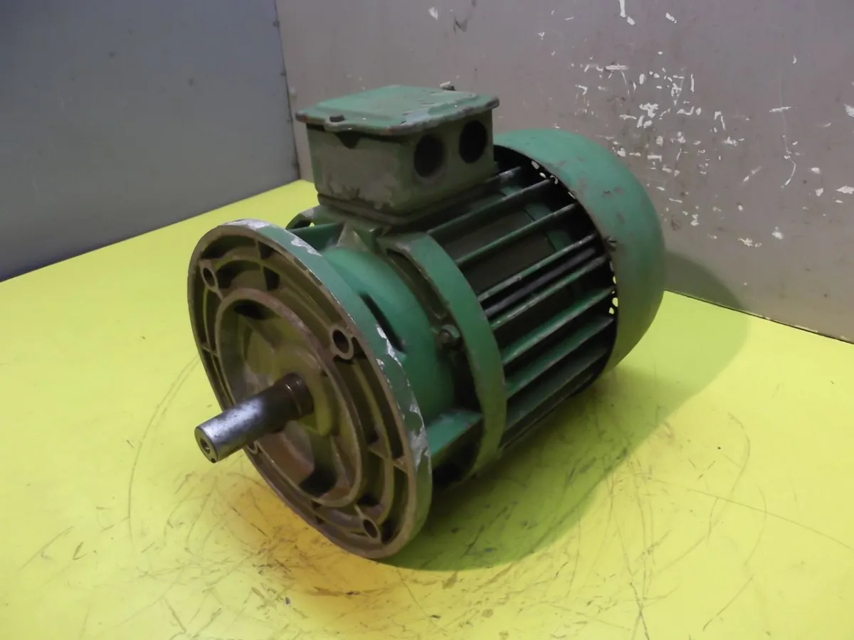 VEM KD100.1/4 Elektromotor 1,5 kW 1430 U/min