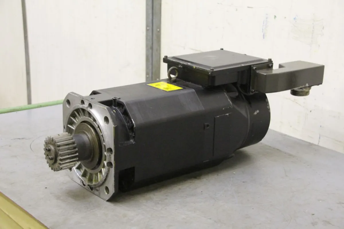 FANUC A06B-1006-B700 AC Servomotor