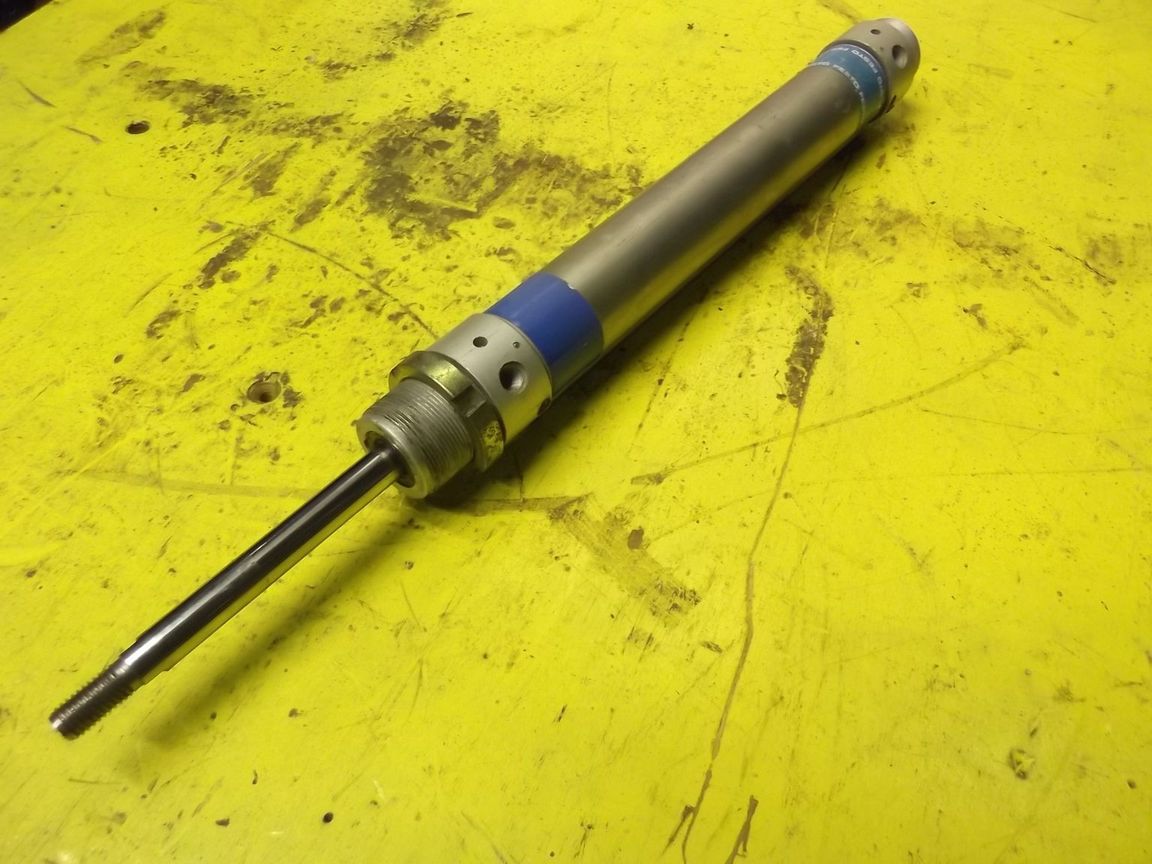 Festo DSW-40-200 PPV-A Pneumatikzylinder