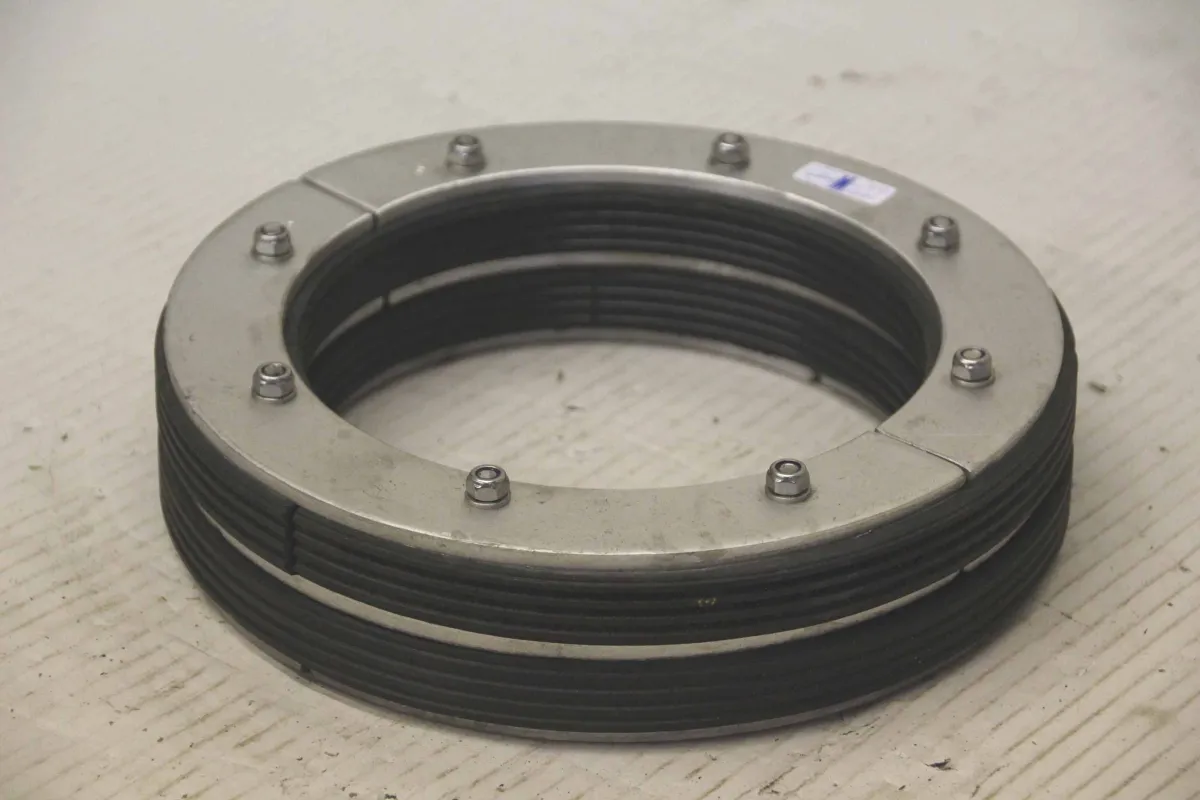 Edelstahl Ø 250 / 168,3 mm Rohrdichtkissen