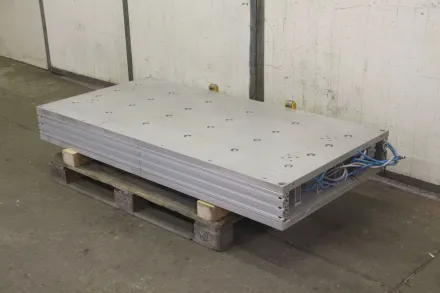 Aluminium 1600/775/H180 mm Aufspannplatte mit Pneumatik Zylinder – RESALE