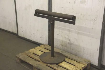Rollenbreite 840 mm Säge Rollenbock – RESALE