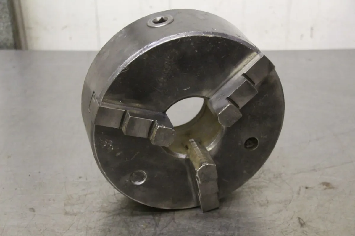 Röhm Durchmesser 240 mm Dreibackenfutter