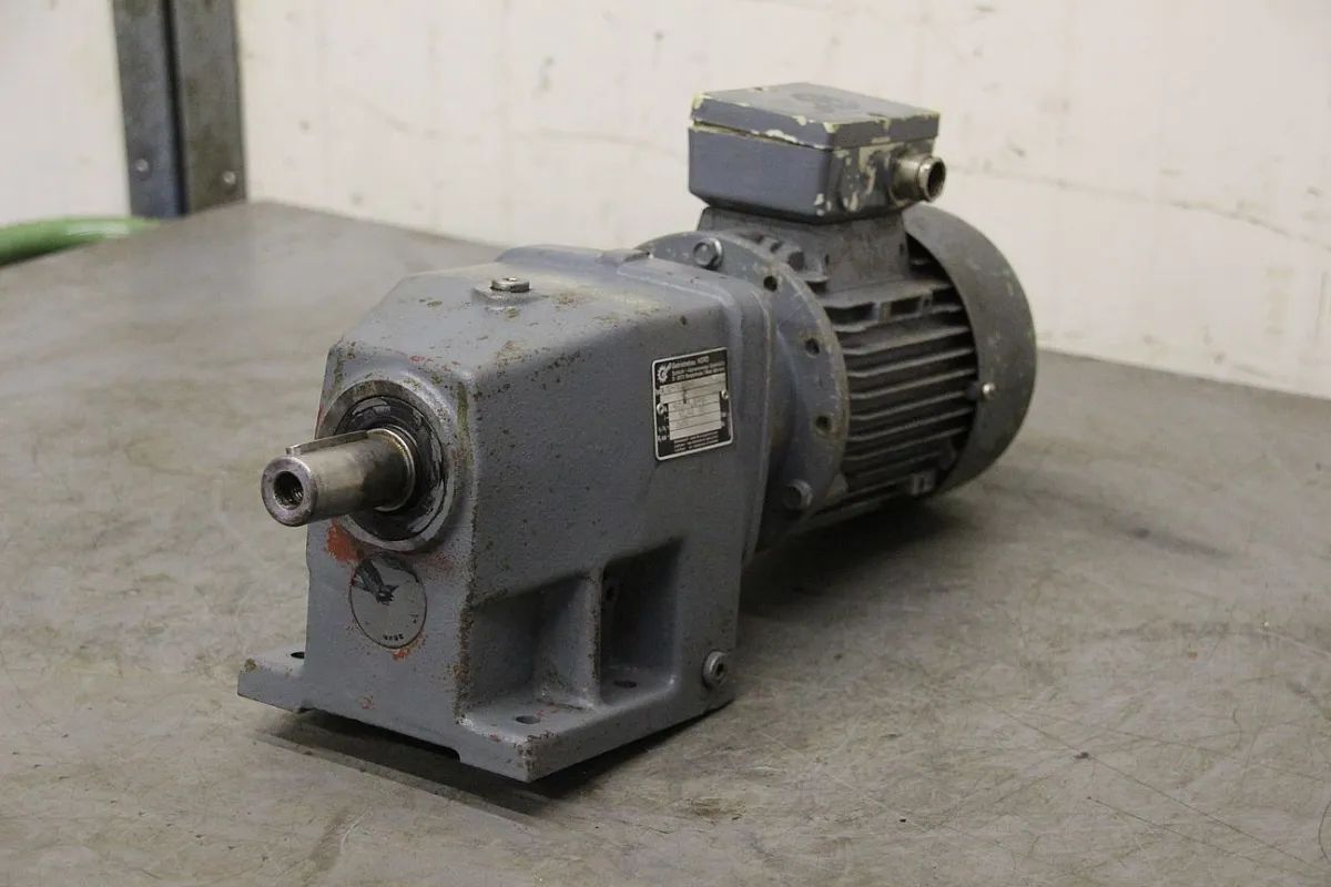 Nord SK12-71 S/4-2 Getriebemotor 0,21/0,28 kW 26/52 U/min