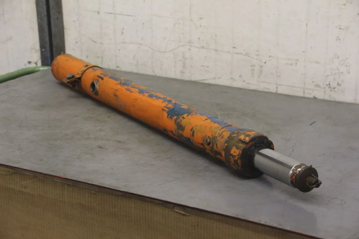 Hub 800 mm Hydraulikzylinder