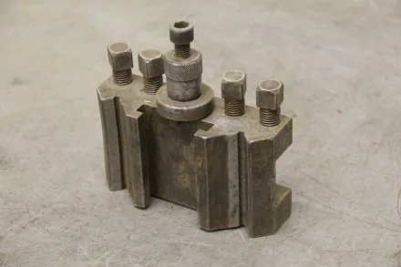 Aufnahmepunkte 112 mm Schnellwechsel Stahlhalter – RESALE