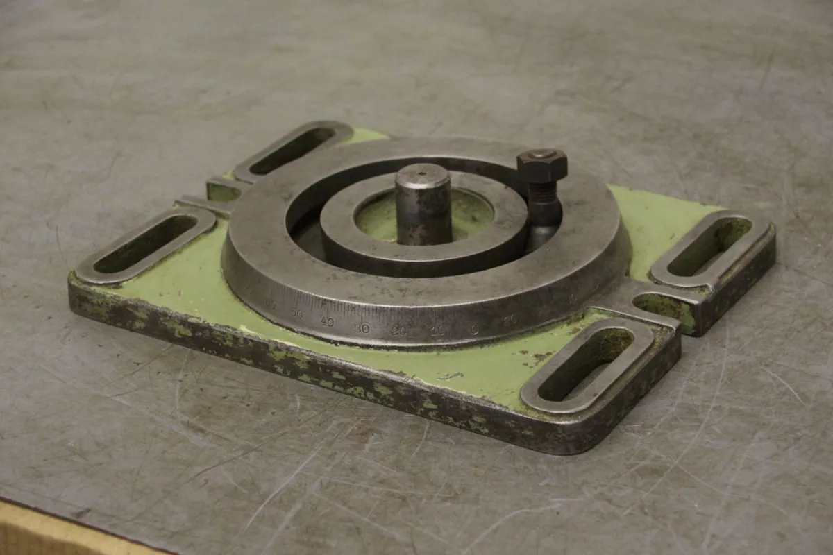 Ø 210 mm Aufspannplatte mit Nut