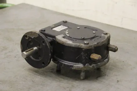 Wouter Witzel E 880 G Winkelgetriebe – RESALE