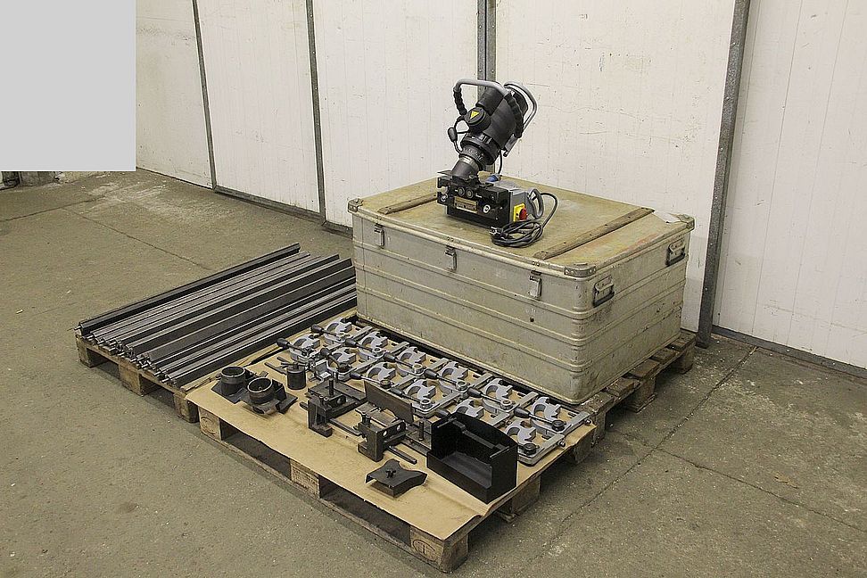 BDS Maschinen SKF-AUTO Schweißkantenformer mit Schienen System