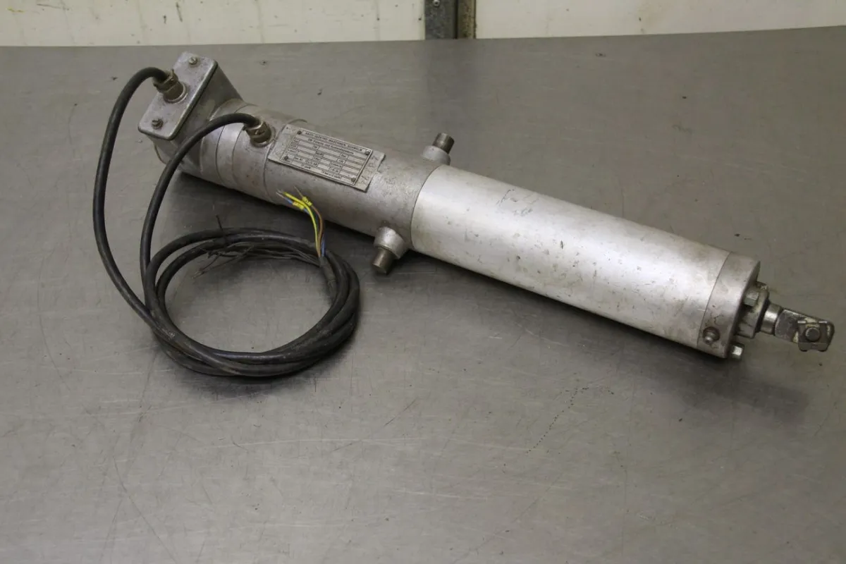 RACO T1 A2 Elektrohubzylinder