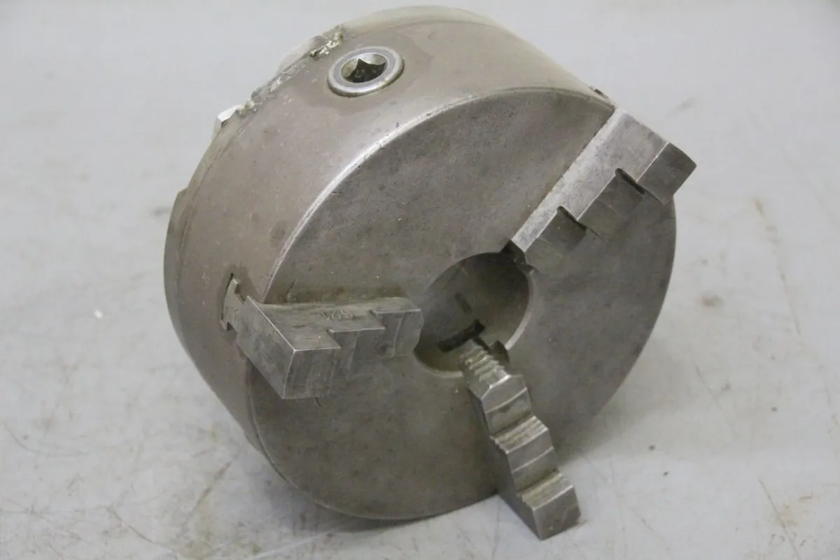 Ø 200 mm Dreibackenfutter