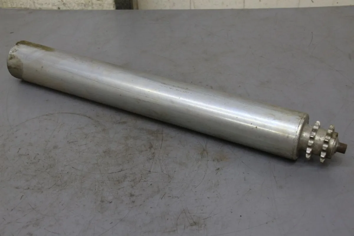Ø 76 x 570 mm Förderbandrollen Transportrollen