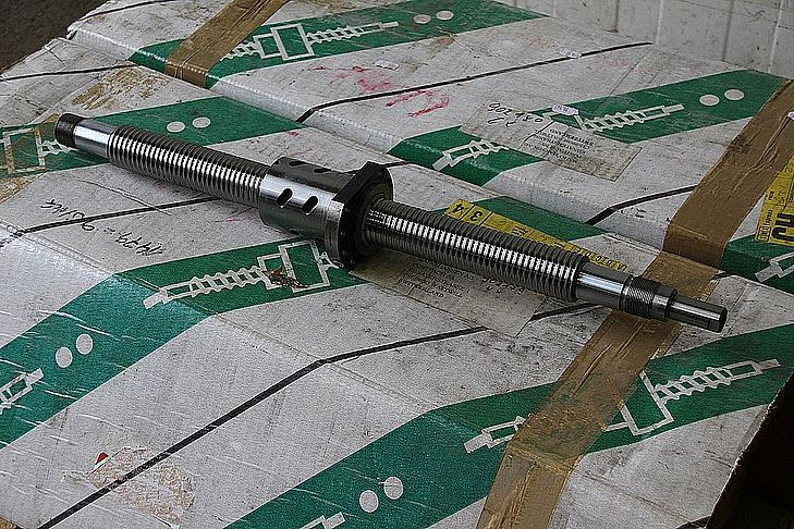 WARNER ELECTRIC Gewindelänge 455 Kugelumlaufspindel mit Mutter
