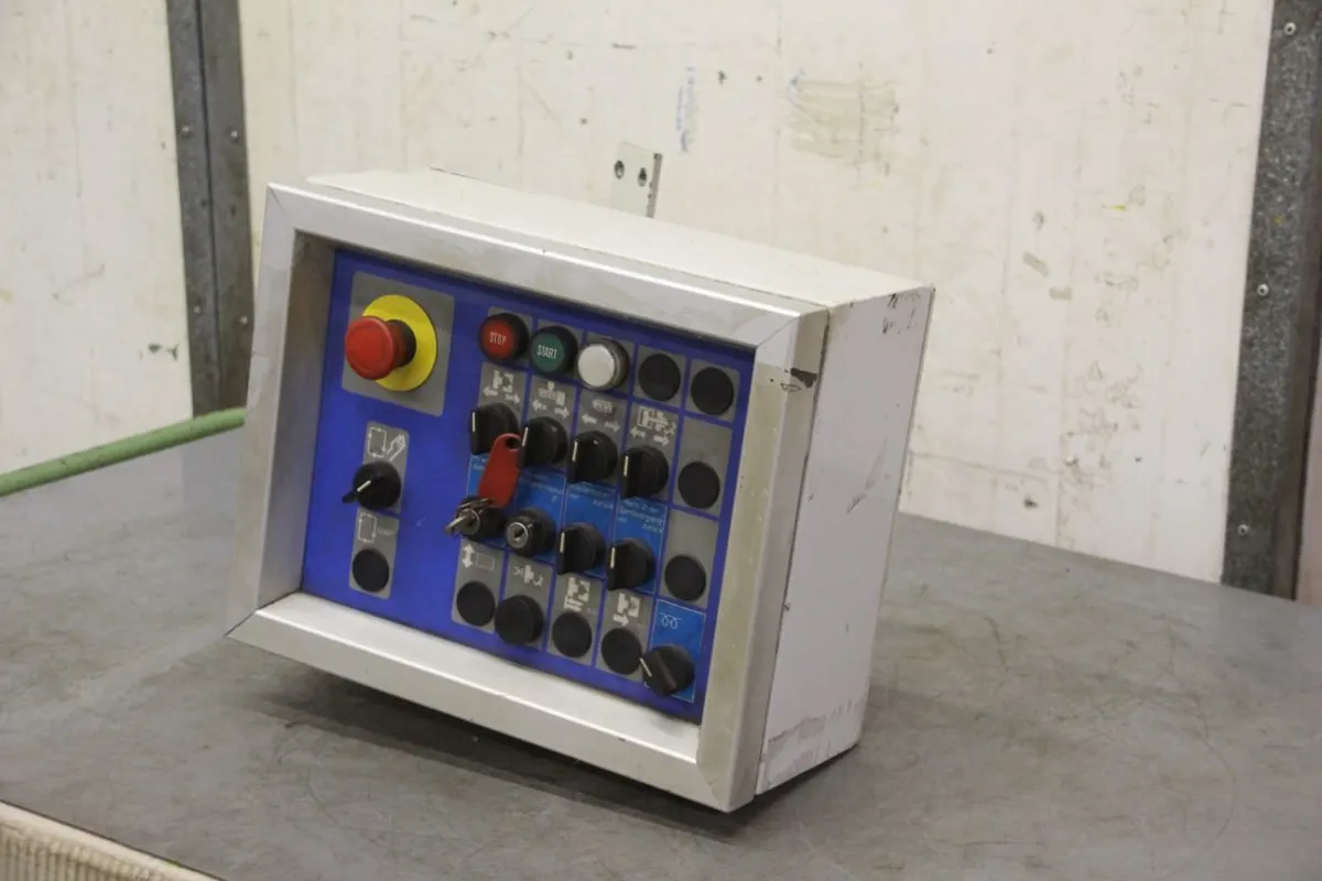 Battenfeld Bedienfeld Control panel