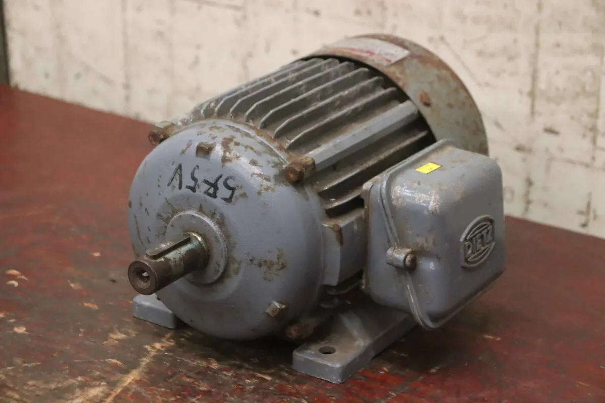 Dietz DR 90L/4n Elektromotor 1,5 kW 1720 U/min