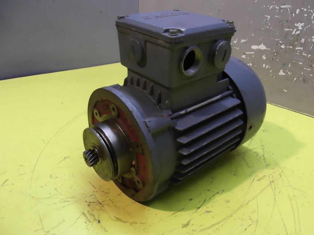 Bauer AG83G02-12/DK74-178 Elektromotor 0,3 kW 1330 U/min