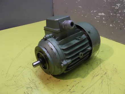 Hew RF71L/2/1 Elektromotor 1 kW 2700 U/min – RESALE