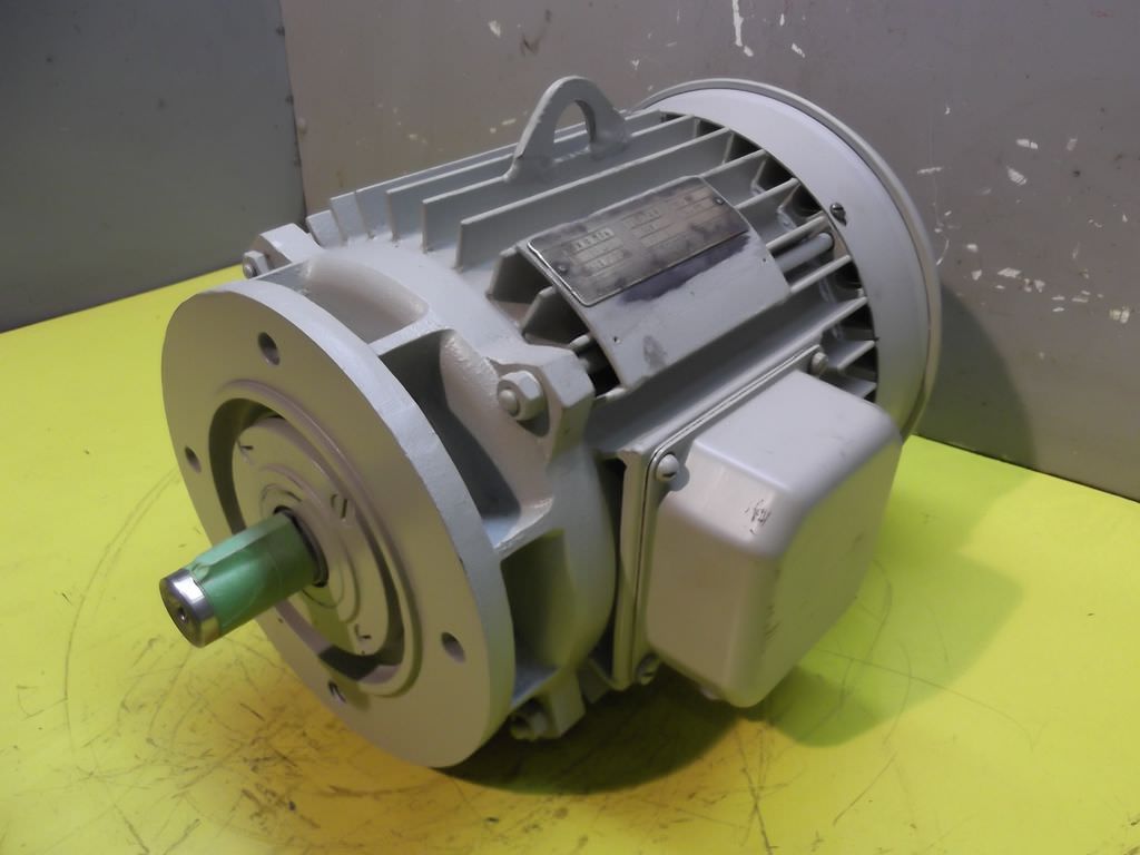 SEW EURODRIVE R76D574 Elektromotor 2,6 kW 1400 U/min