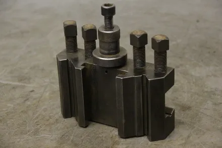 Aufnahmepunkte 112 mm Schnellwechsel Stahlhalter – RESALE