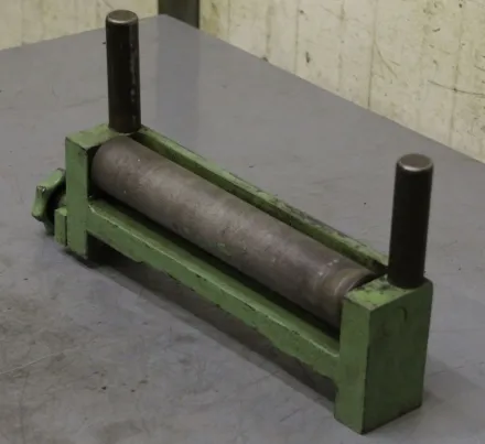 Rollenbreite 295 mm Säge Rollenbock – RESALE